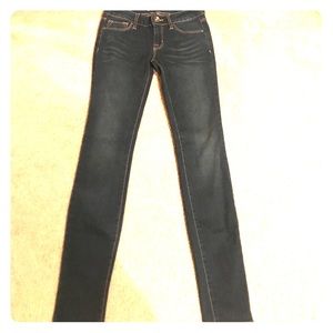 Bullhead dark wash skinny jeggings