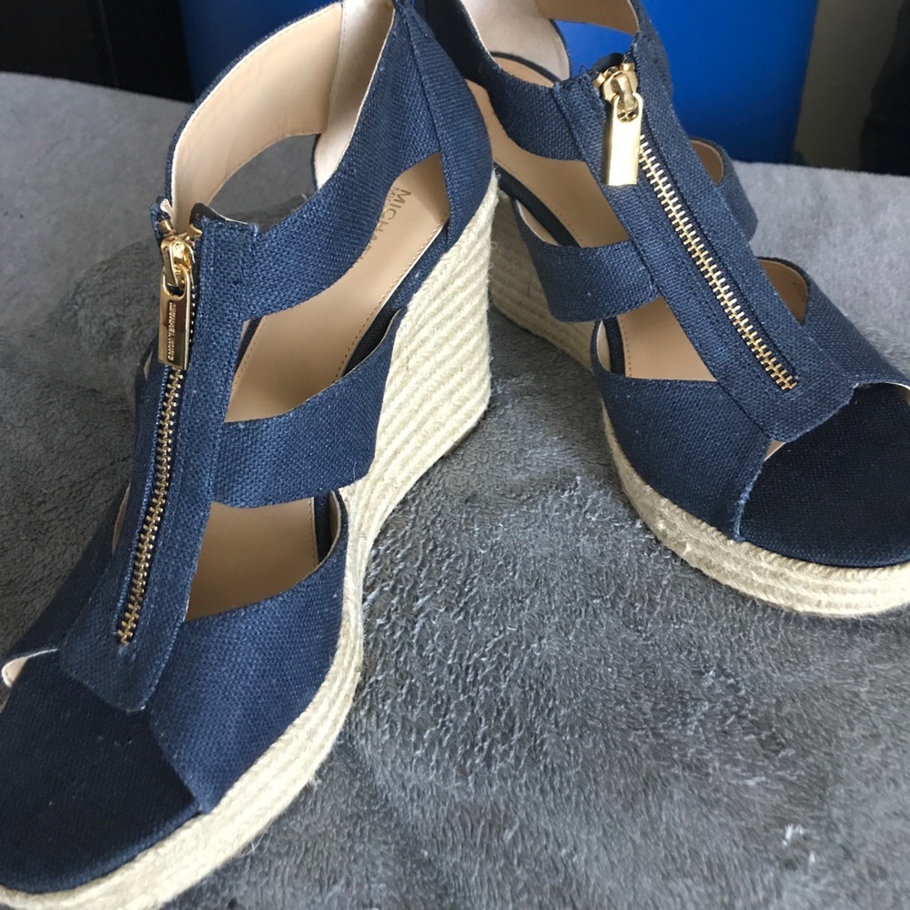 Michael kors wedge - Picture 2 of 2