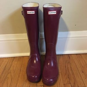 Berry Hunter boots