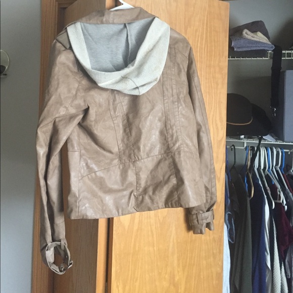 BKE faux leather jacket with hood - Picture 2 of 3