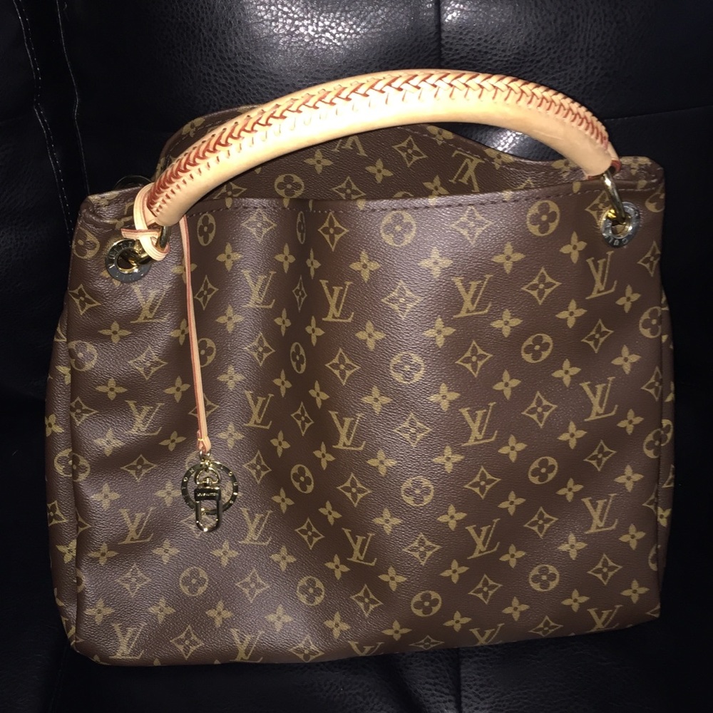 Louis Vuitton Artsy