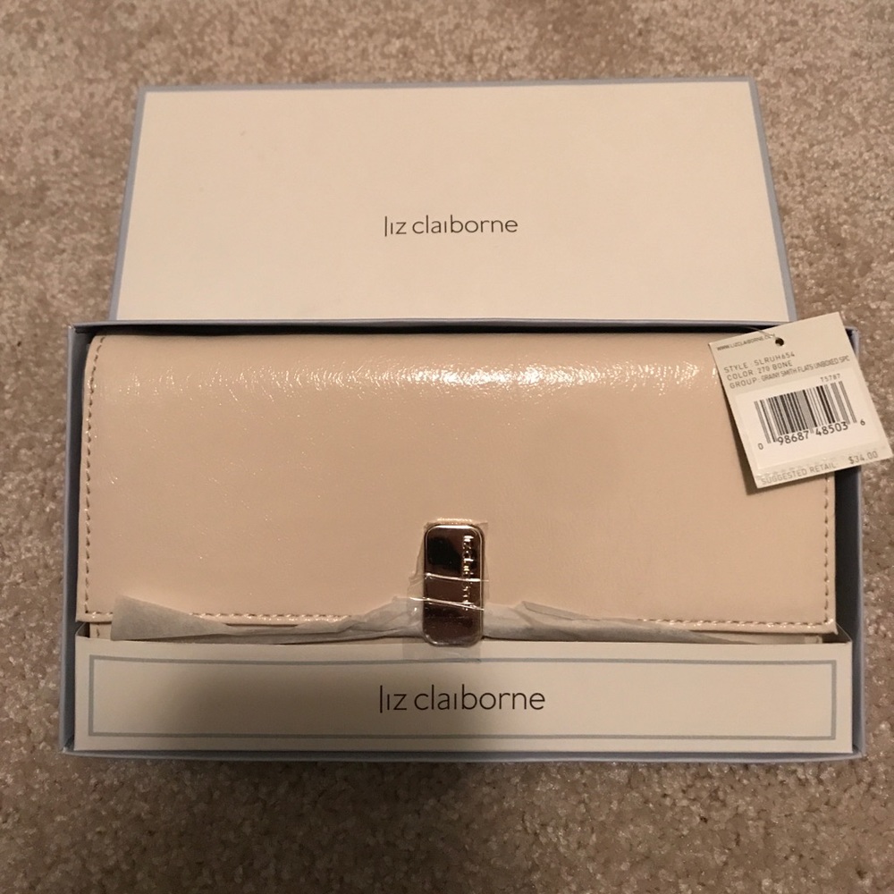 Liz Claiborne wallet