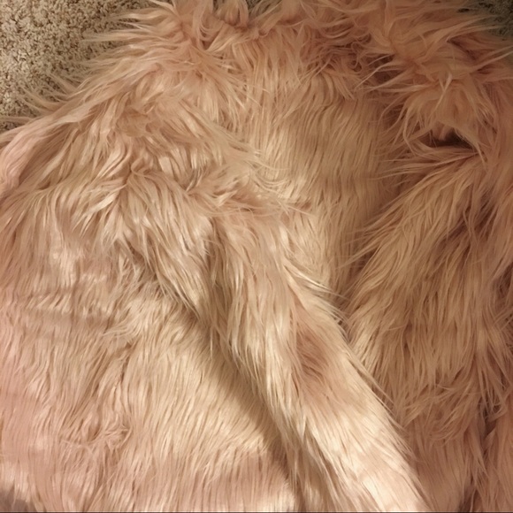 HP🏆Luxury Queen Creme Pink Fur Holiday Coat,2-16 - Picture 6 of 8