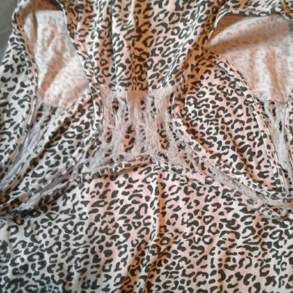 Tanks top - Picture 3 of 4