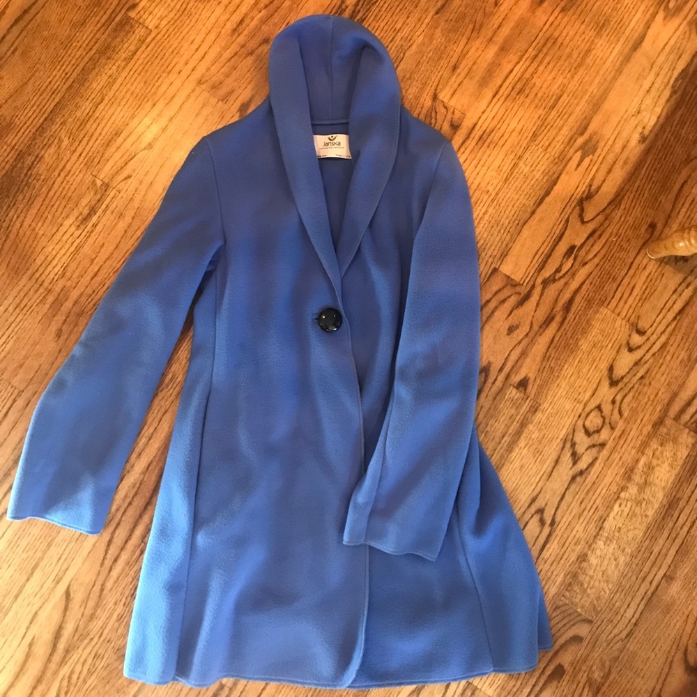 *NEVER BEEN WORN* Janska Fleece Sweater