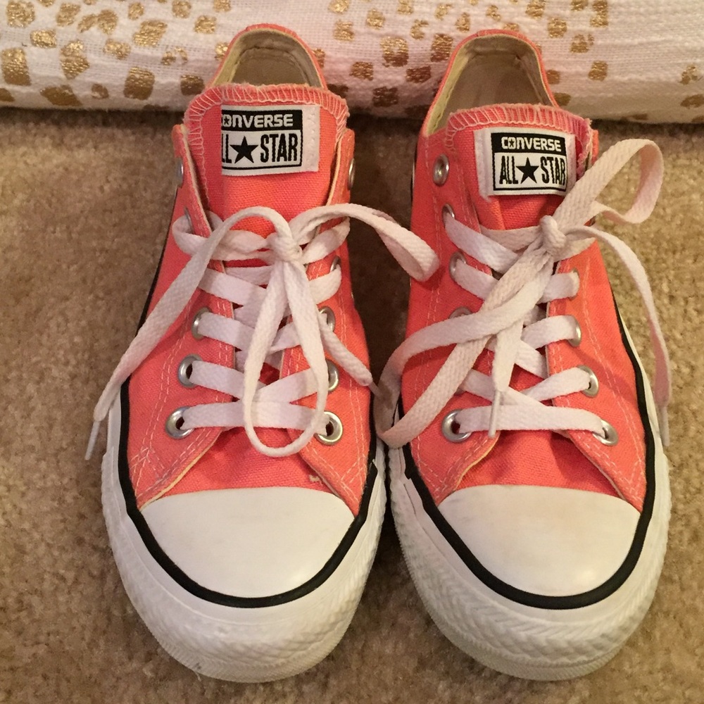 Peach Converse