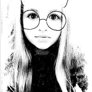 Meet your Posher, Malena