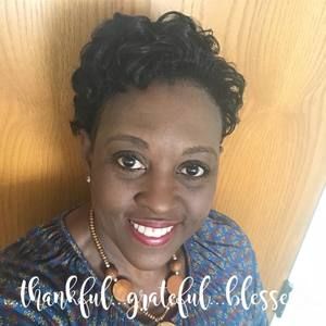 Meet your Posher, Yolanda