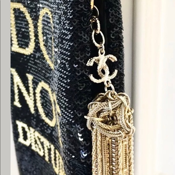 Chanel clutch....please do not..Dare to.... - Picture 5 of 6