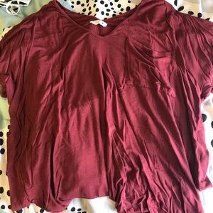 maroon pocket t-shirt