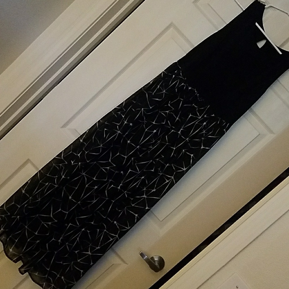 Black and white petite dress