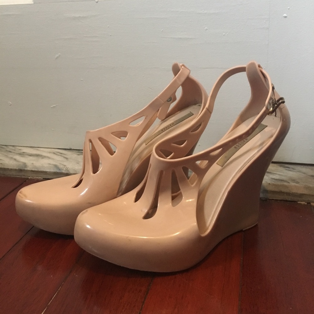 Melissa wedges