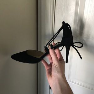 Chinese laundry black heels