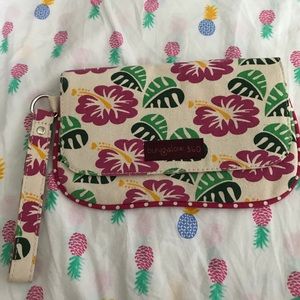 Bungalow 360 Wristlet