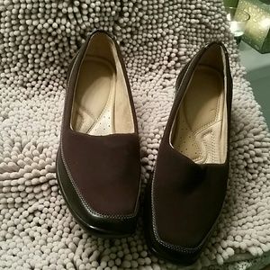Naturalizer 7.5 brown shoes