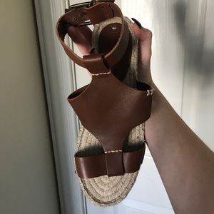Soludos trendy platform sandal