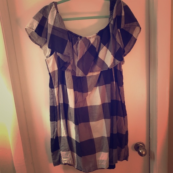 Who What Wear Dresses & Skirts - Who What Wear size 2X off the shoulder Dress
