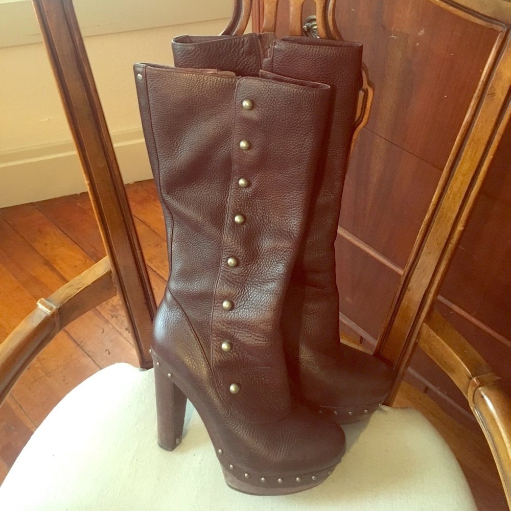 I don't wear them due to living in a mountain town