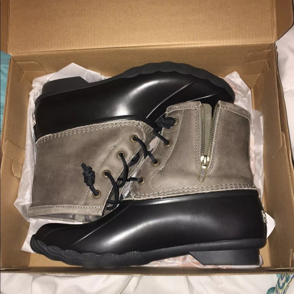 Sperry duck boots