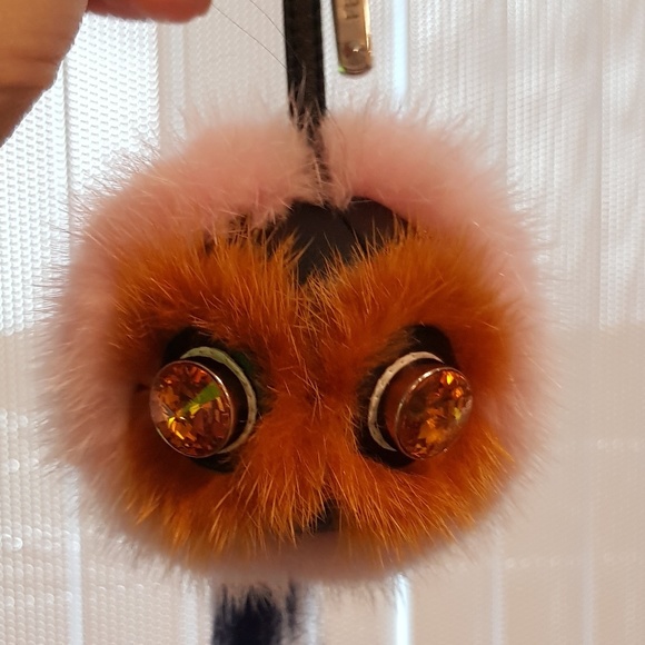 Fendi marshmallow Real mink fur bag bug charm - Picture 5 of 6