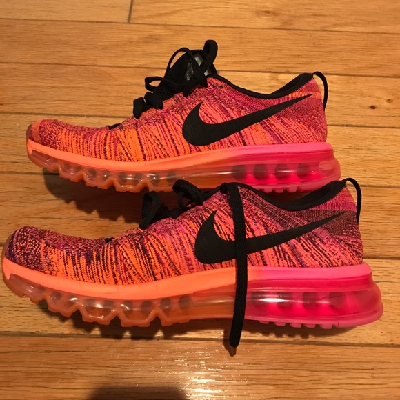 SOLD. Nike Flyknit Max Sz 10 - Picture 6 of 7