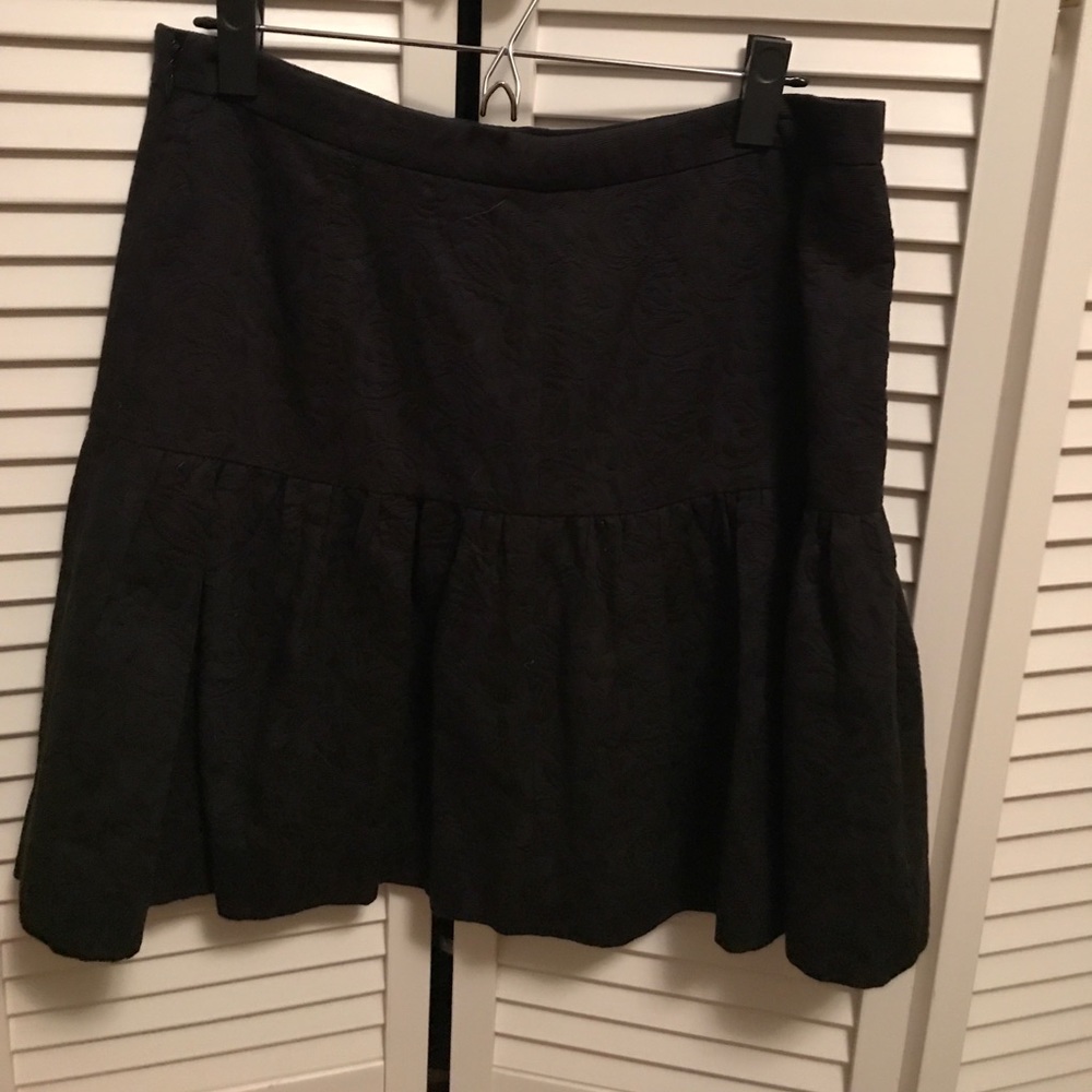 Black knee length j crew skirt