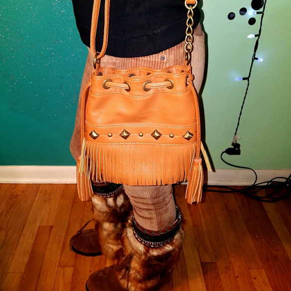 Sale! Carlos Santana Studded Fringe Bag - Picture 3 of 7