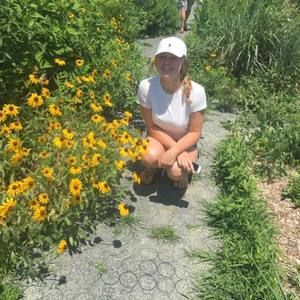 Meet your Posher, Olivia