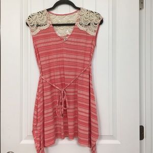 MOTHERHOOD MATERNITY SHIRTt 💕