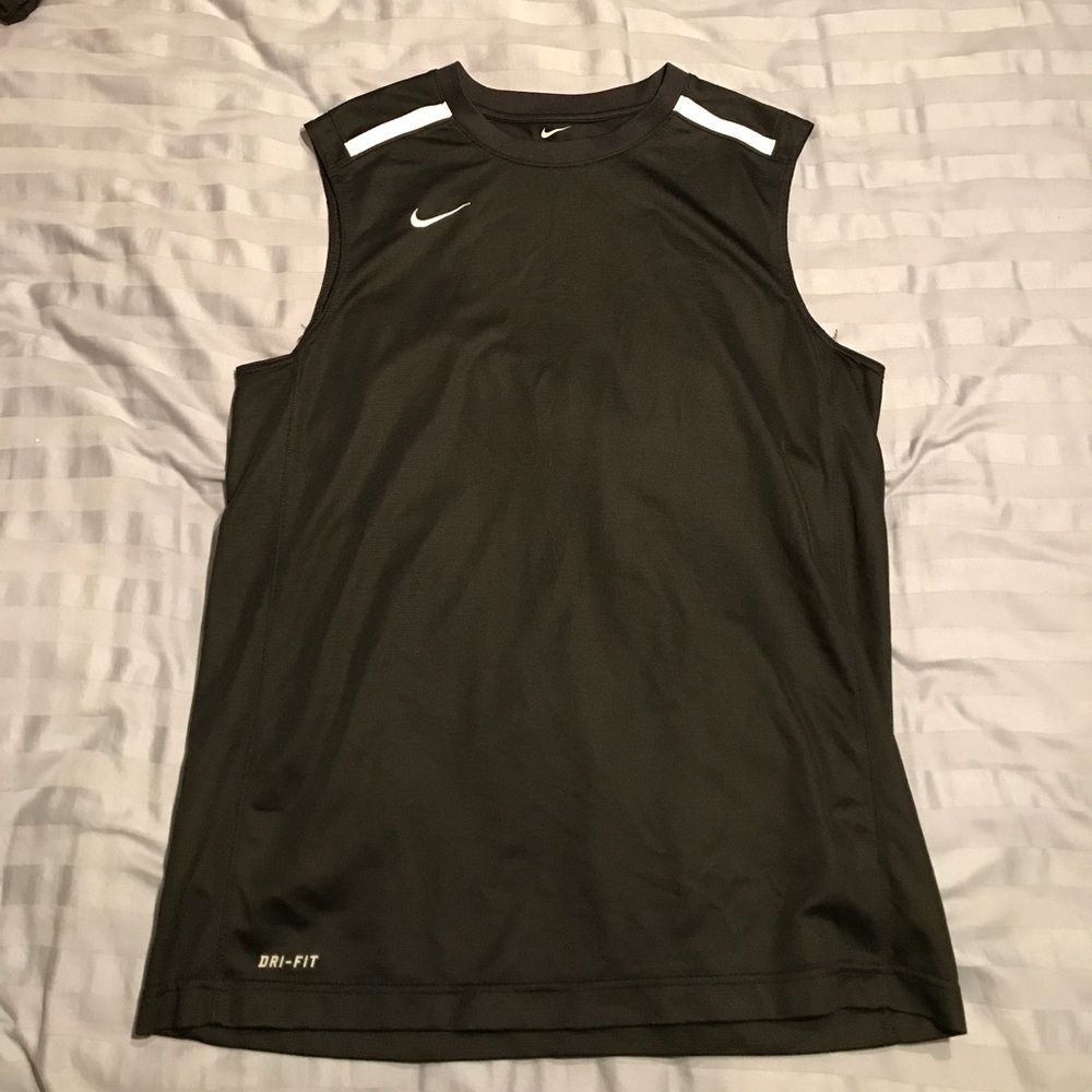 Nike dry fit cut off tee