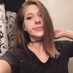 Meet your Posher, Katelyn