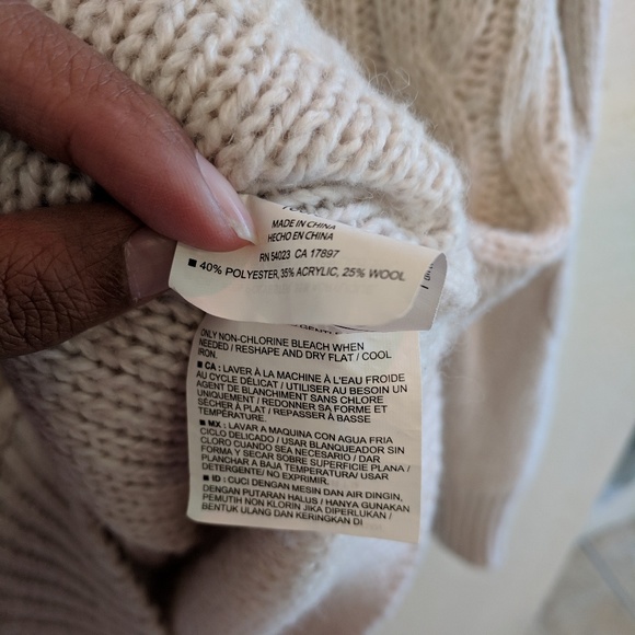 ⬇️💲wool blend cable knit sweater - Picture 4 of 6