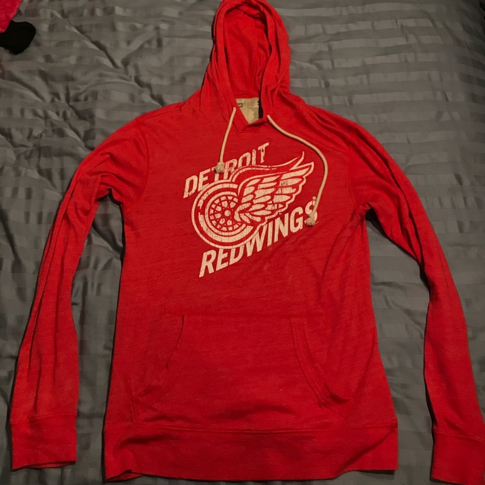 Detroit red wings light hoodie