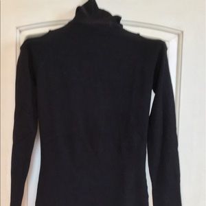 Cache, cold shoulder sweater, black, BNWT.