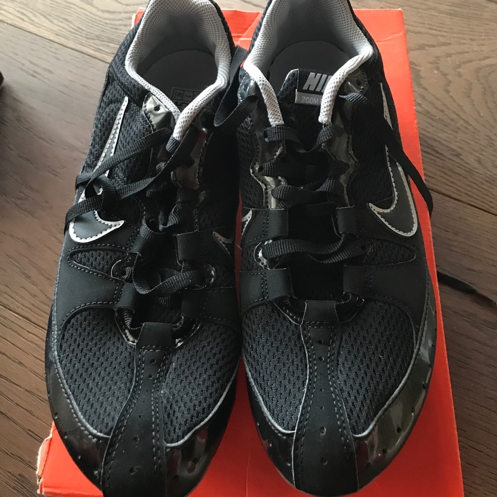 New soccer shoes, never used,BRAND NEW