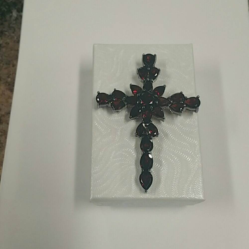 Sterling silver garnett cross
