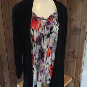 Tommy Hilfiger floral, cap sleeve Top - Size Large