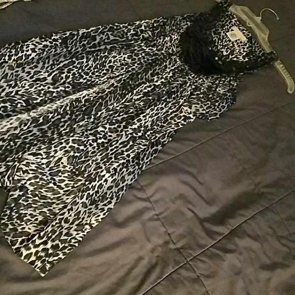 Black and beige leapord dress with a hint of grey - Picture 1 of 4