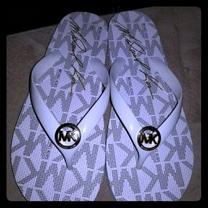 BNWOT Michael Kors sandals