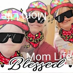 Meet your Posher, Cassie