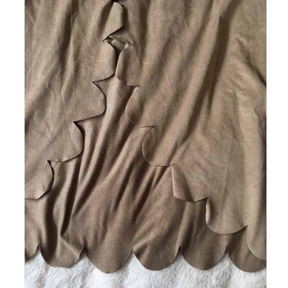 Shirt - Picture 4 of 4