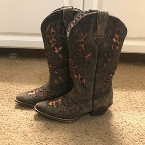 Women’s cowboy boots