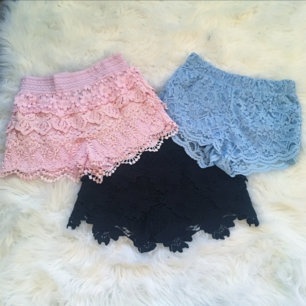 Laced shorts