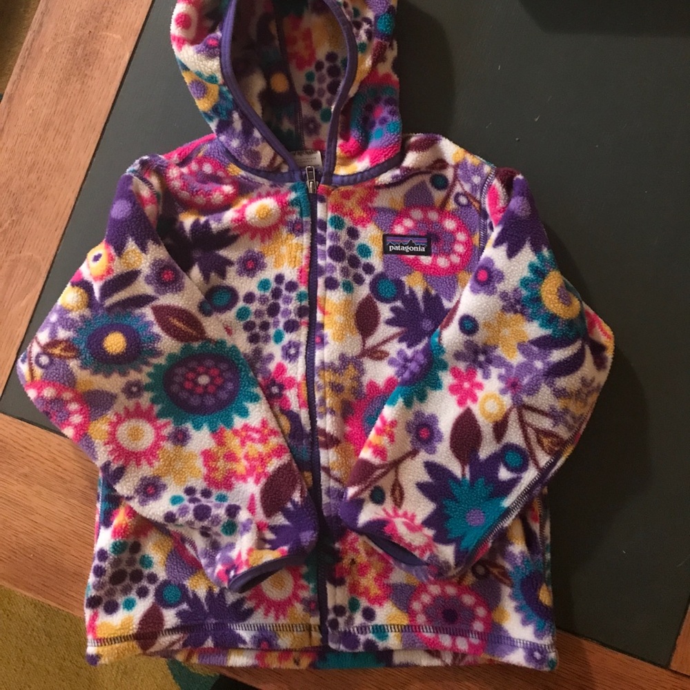 Kids size 4T Patagonia fleece
