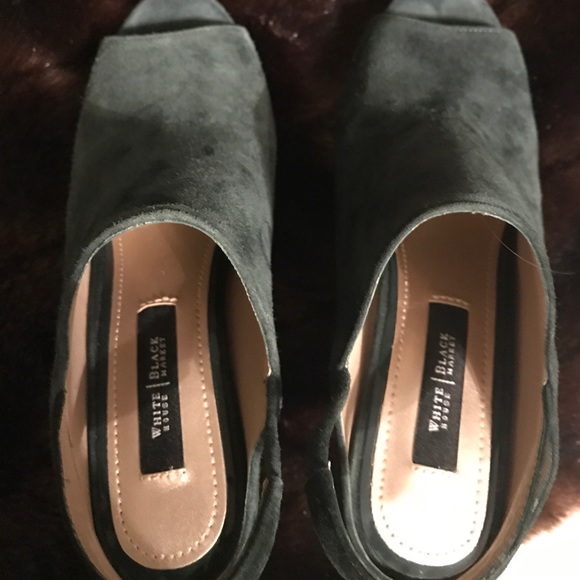 WHITE HOUSE BLACK MARKET Forest green suede like mules. Host pick!! - Picture 4 of 8