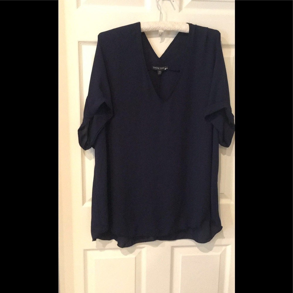 FLOWY BLUE V NECK TOP
