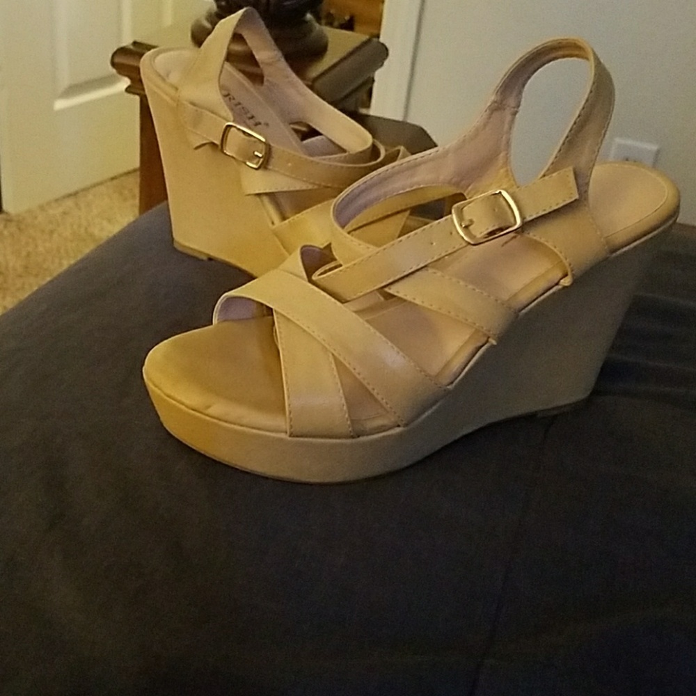 Beige wedges