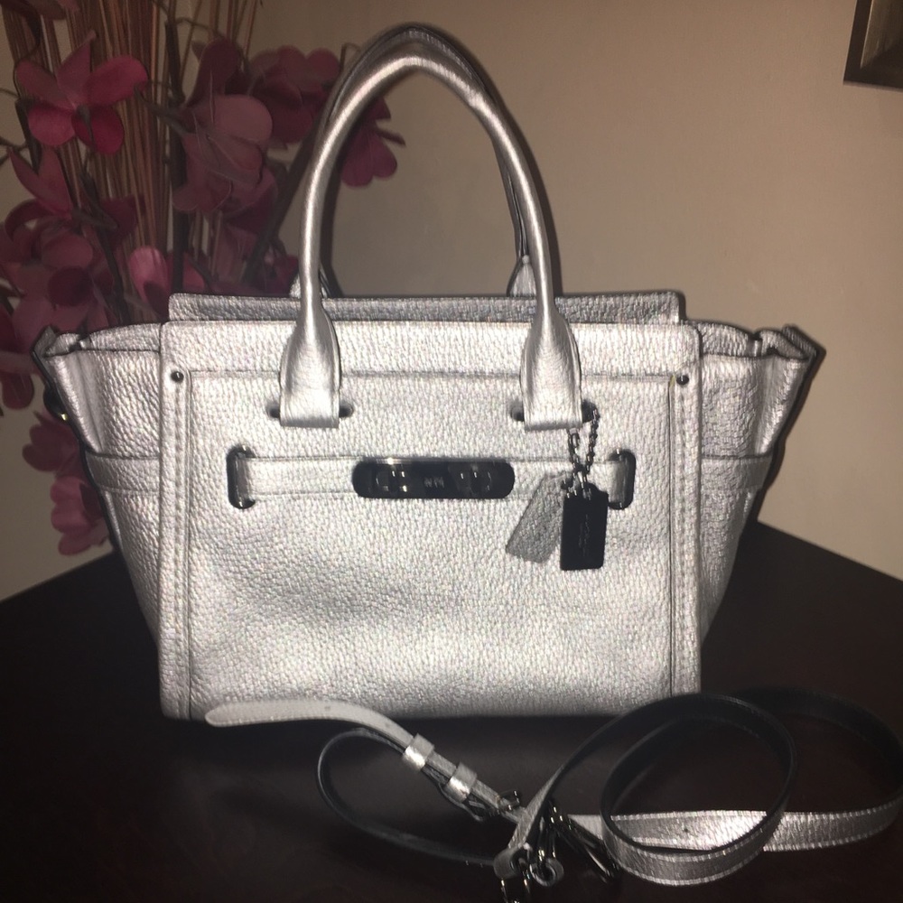 Coach purse.