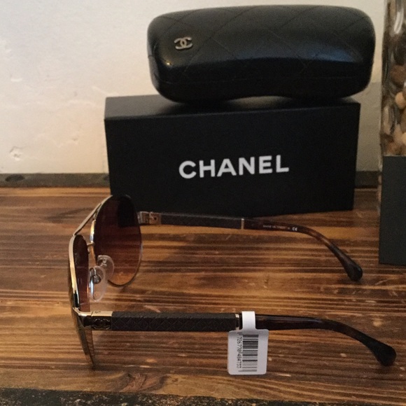 Authentic Chanel aviator sunglasses - Picture 5 of 6
