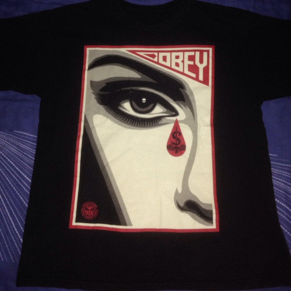 Obey t-shirt